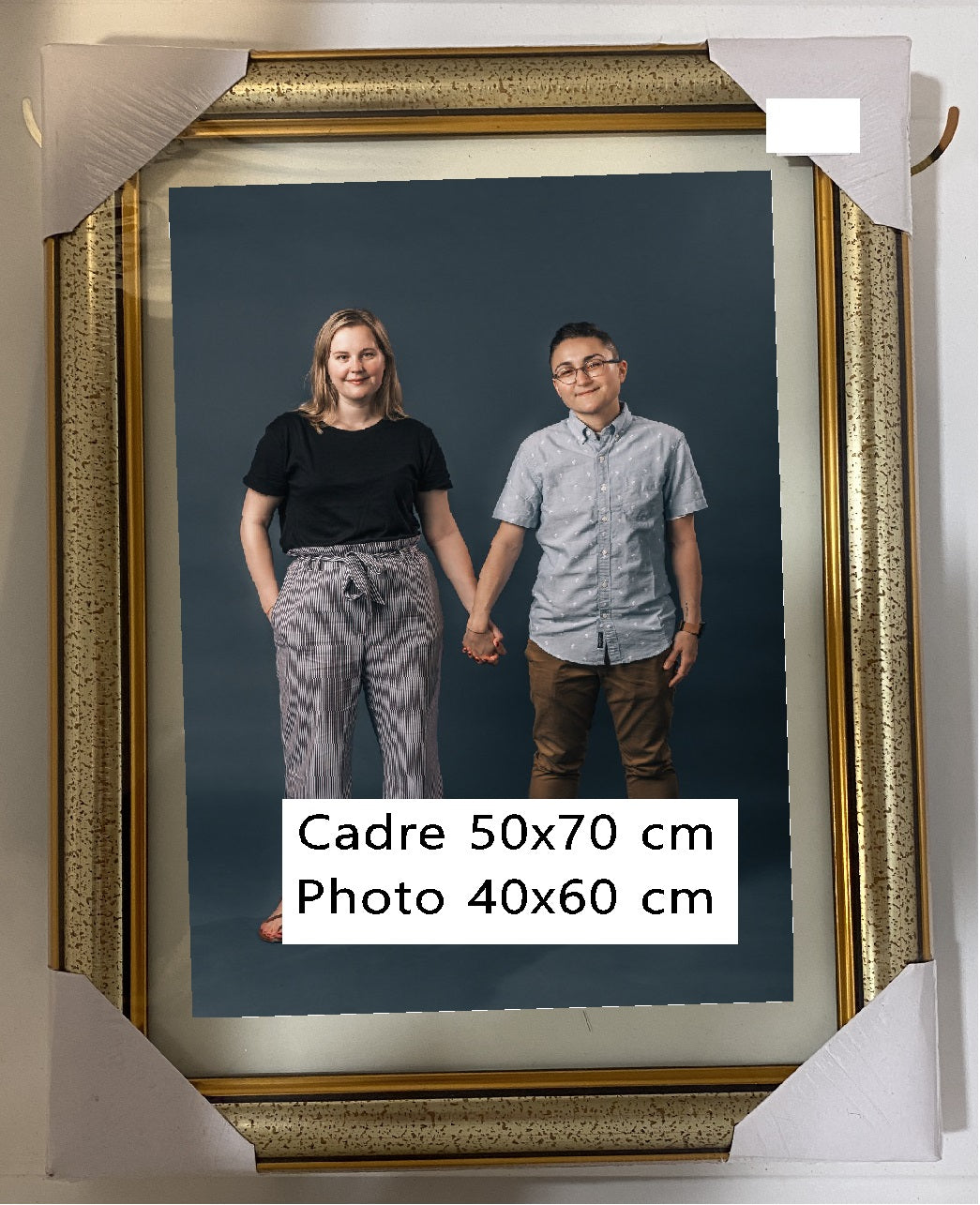 Cadre 3 couleurs 50x70 avec photo 40x60 – Shopping cadeaux 93